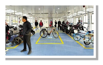 记者体验钱江三桥封闭断流后首个工作日早高峰