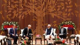 能源供应“不间断”,伙伴关系“再调整”,普京访印度签29份合作文件