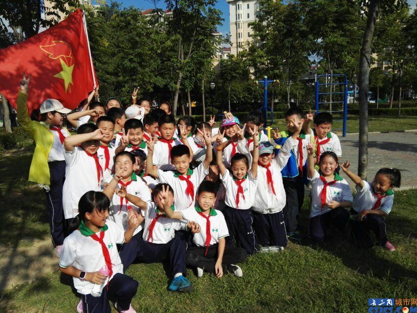 快樂的五（3）中隊.jpg