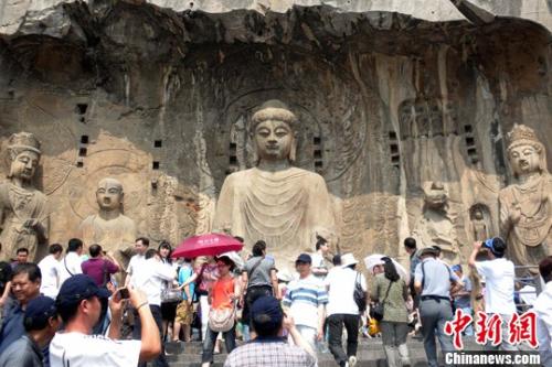 資料圖：洛陽龍門石窟。<a target='_blank'  _fcksavedurl='http://www.chinanews.com/'>中新社</a>發(fā)王中舉攝