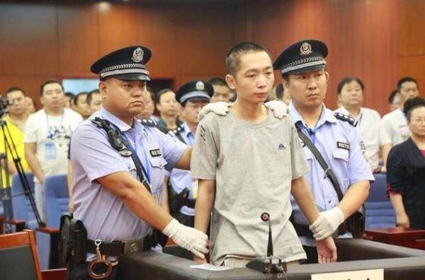陜西米脂殺9名學(xué)生罪犯趙澤偉被執(zhí)行槍決