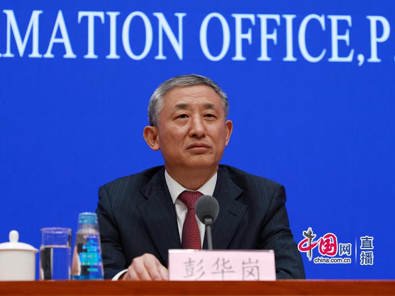 國資委:國企民企不存在誰進(jìn)誰退 更不涉及意識形態(tài)