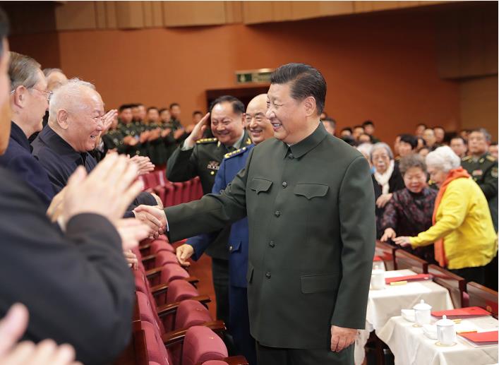 習(xí)近平向全軍老同志祝賀新春    