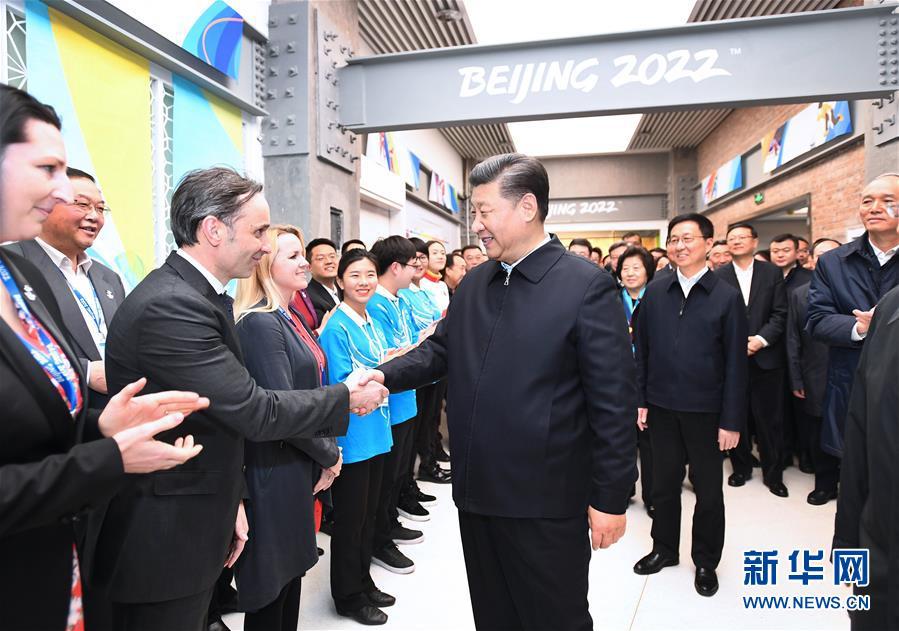 习近平春节前夕在北京看望慰问基层干部群众 