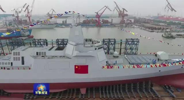 習(xí)近平領(lǐng)航人民海軍逐夢(mèng)深藍(lán) 