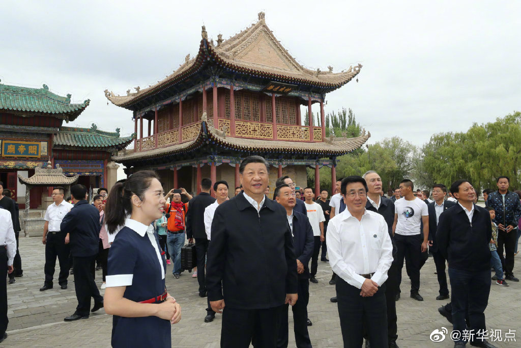 習(xí)近平考察嘉峪關(guān)關(guān)城