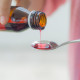 多国报止咳糖浆致儿童死亡 世卫拉响清理问题药品警报