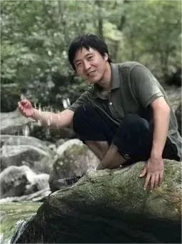 許多余(1).png