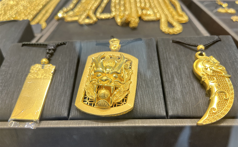 金飾3