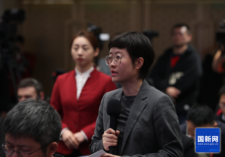 第一財經記者提問（劉健 攝）.png