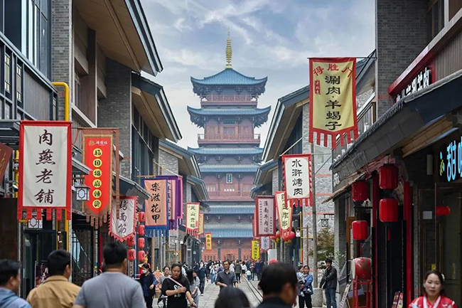 撮城景區(qū)。