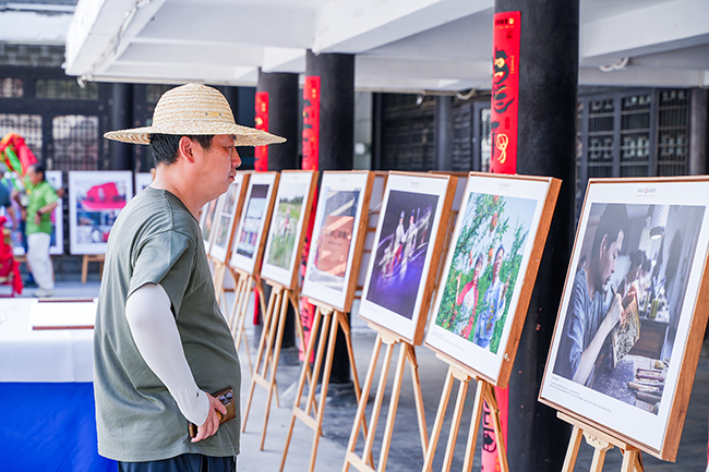 “古韻三河 魅力非遺”安徽省非物質(zhì)文化遺產(chǎn)展示活動(dòng)現(xiàn)場(chǎng)。3