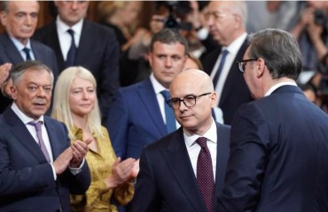 武切维奇出任塞尔维亚新总理 新内阁共设30名部长