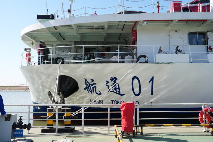 上海汽車滾裝航線成功首航2