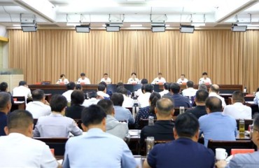 秦鳳玉：以反面典型為鏡鑒 一嚴到底落實中央八項規(guī)定精神