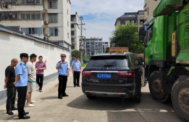 執(zhí)法普法雙發(fā)力筑牢交通“安全網(wǎng)”