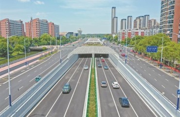安徽首條長江隧道建成通車