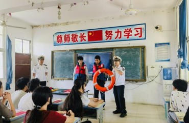 筑牢暑期“防溺網(wǎng)” 守護(hù)學(xué)生“安全線”