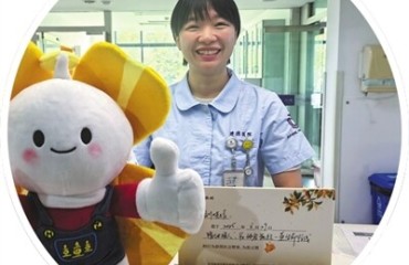 危急時(shí)刻挺身而出 兒子夸她：媽媽救人樣子真帥！