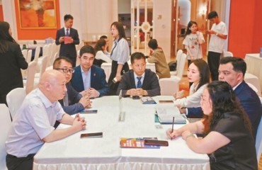 宁波制造“瞄准”中亚 一个小时对接“签单”逾3000万