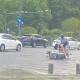 暴雨中出手相助，合肥這位少年好樣的！