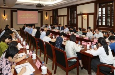 徐匯區(qū)非公有制經(jīng)濟(jì)組織和社會(huì)組織工作黨委第一次全體會(huì)議召開(kāi)