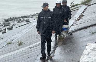 靖江全力筑牢長江防汛防線