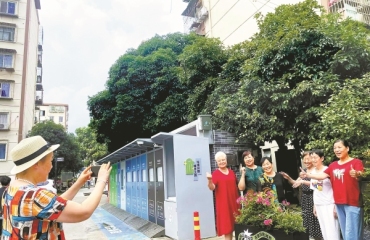 智能回收箱變身文明“新窗口”