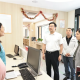 堅(jiān)持黨建引領(lǐng)、辦好民生實(shí)事、推動(dòng)產(chǎn)業(yè)升級(jí)，虹口區(qū)領(lǐng)導(dǎo)調(diào)研涼城新村街道