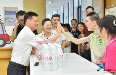 錢林江調(diào)研社保、醫(yī)保工作