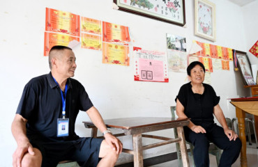 “排長”扎根鄰里 織就基層溫情網(wǎng)