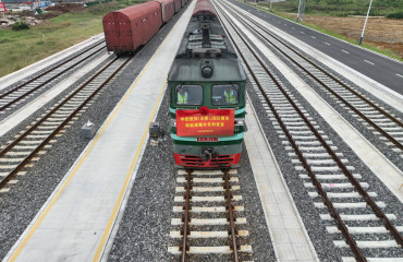 合肥新能源汽车乘着火车“出海”