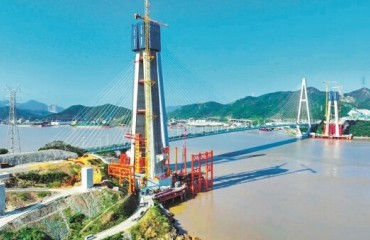 桃夭門公鐵兩用大橋施工加速 6號主塔突破117米