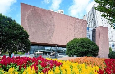 一場關(guān)于“幸?！钡目鐣r空對話，徐匯少先隊(duì)員這樣慶祝建隊(duì)日