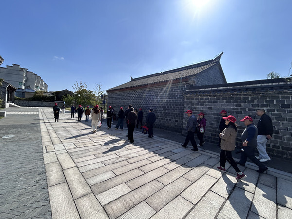 微信图片_20251028174023_22_395_副本