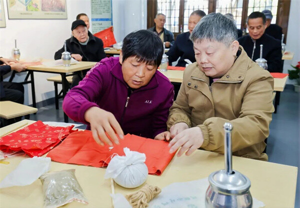 d28ba7fa26825a90a71b108b33d8fe10