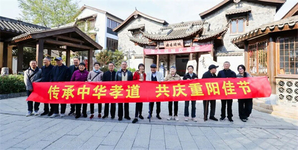 06445b5153f33570a1661d82b6e91974