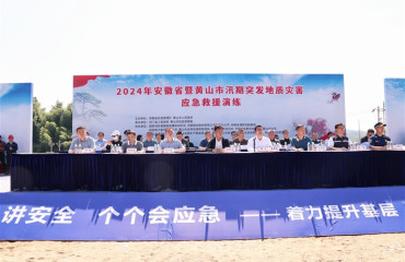 以更高水平安全护航全市更高质量发展