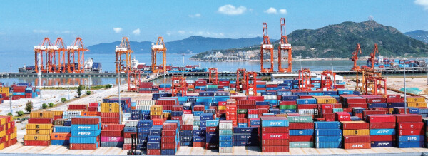 温州前十月出口货物2289.4亿元