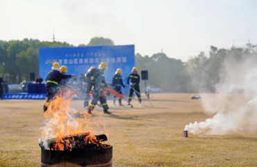 以练筑防 宝山区开展森林防灭火应急演练