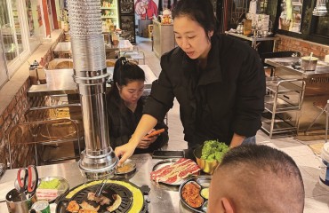 退伍女兵何沁霞：点亮乡村新烟火