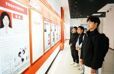 踏寻好人足迹 传承奉献精神