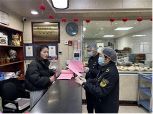 市監(jiān)守護(hù)不打烊 筑牢安全迎新年469.jpg