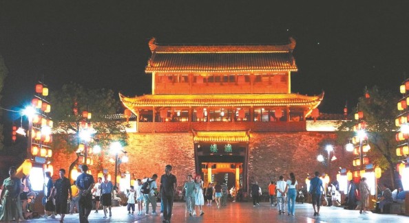 “国风游”，总要来趟徽州古城吧