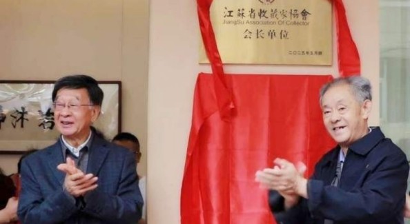 夏日六位名家书画展扮靓美丽南京
