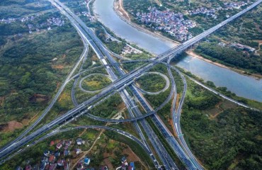 為了通衢大道 跑出“衢州速度”