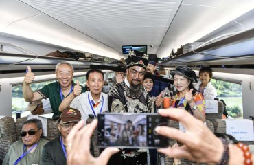 長三角首趟沉浸式影視主題旅游列車發(fā)車