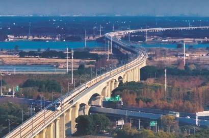 上海可以再“大”一点，再“活”一点
