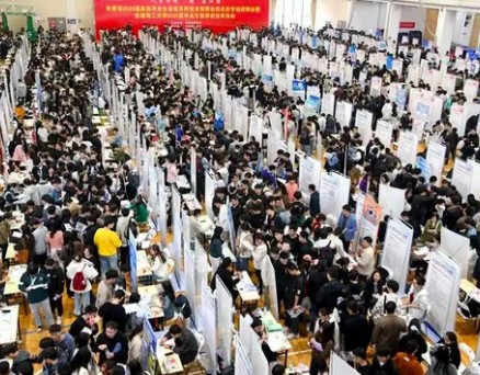 安徽：多维施策织牢就业“保障网”