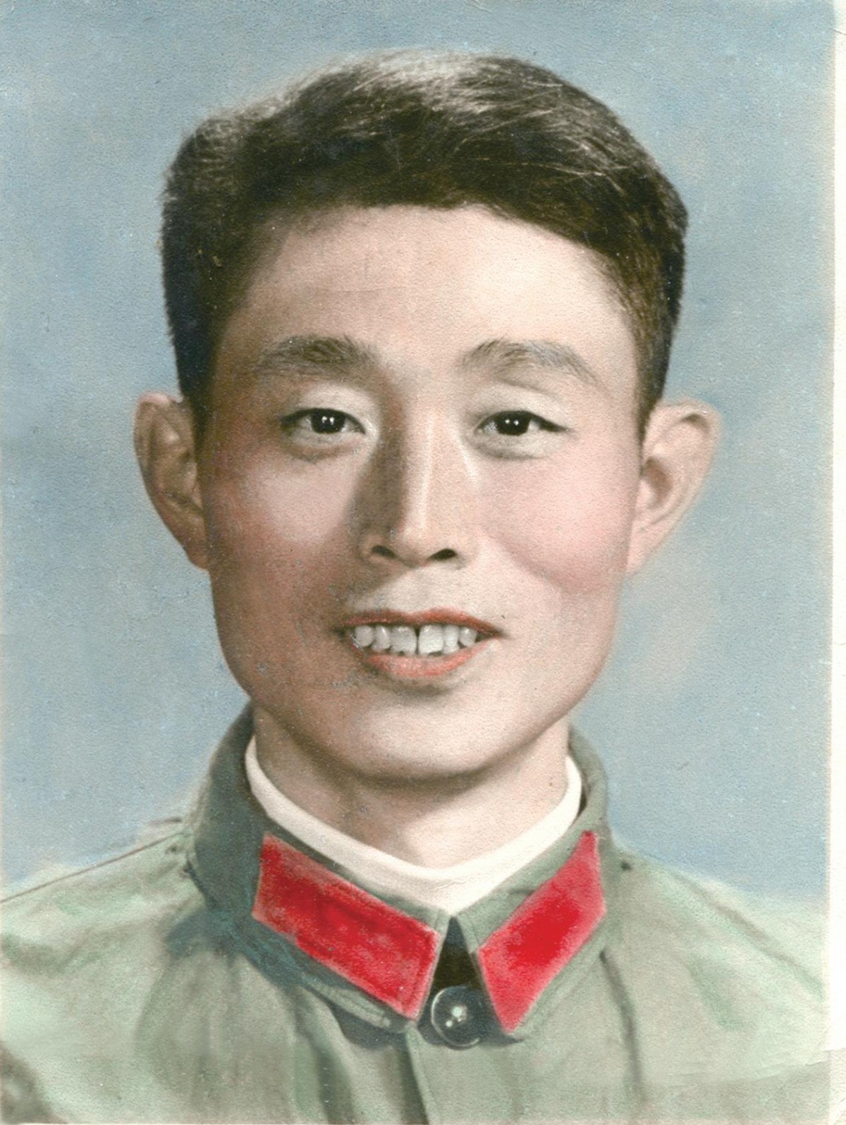 1964 年 ，劉建和在南京軍區(qū)通信總站任教導(dǎo)員.JPG